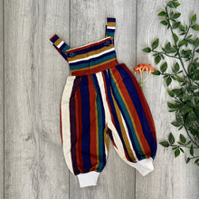 Load image into Gallery viewer, Classic Vintage Style Warm Colours Baby Romper
